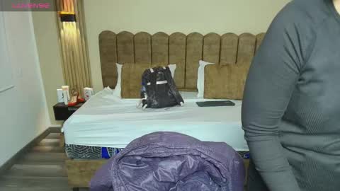 Snapshot of sexyrachel_ chatting on October 10, 11:53 am R A C H E L online show from October 10, 11:53 am