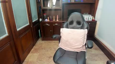 Snapshot of sexyrachel_ chatting on October 27, 12:20 pm R A C H E L online show from October 27, 12:20 pm