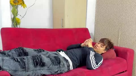 MATIAS-18   THIAHO -18  MAX-19  NICOKALY-19  CAIN-19   MOD ESTEBAN online show from March 30, 7:48 pm