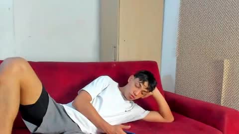 MATIAS-18   THIAHO -18  MAX-19  NICOKALY-19  CAIN-19   MOD ESTEBAN online show from April 20, 7:26 pm