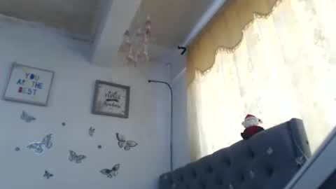 Snapshot of sexysafiravenus chatting on December 10, 4:27 pm Venus Independent Model online show from December 10, 4:27 pm