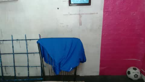 Snapshot of sexyseductionxx chatting on September 14, 3:44 pm carl online show from September 14, 3:44 pm