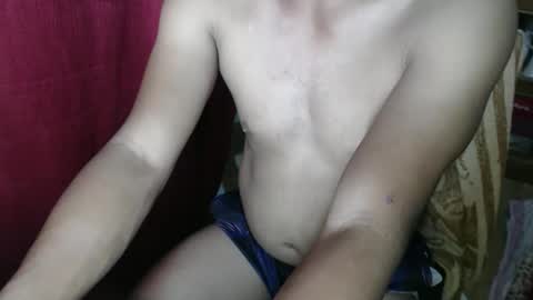 Snapshot of sexyseductionxx chatting on October 14, 2:40 pm carl online show from October 14, 2:40 pm