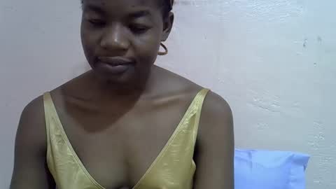 sexyshaz22 online show from April 23, 10:23 pm