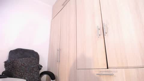    online show from January 6, 4:36 am