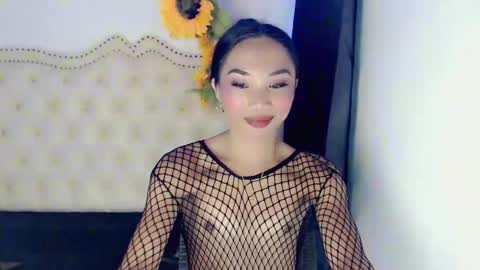 sexyshinixx online show from September 16, 6:53 pm
