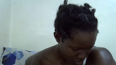 sexyslim23223005 online show from April 22, 3:24 pm