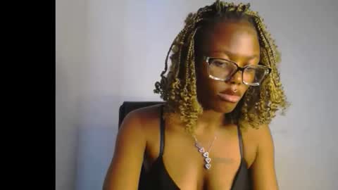 Darkskinned Rae online show from February 16, 2:46 pm