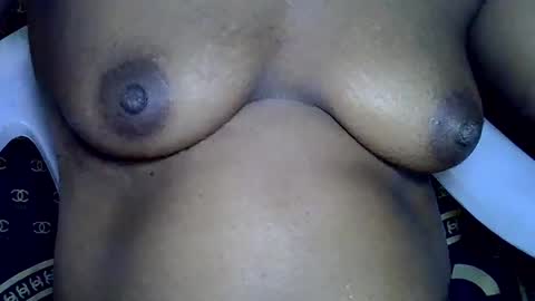 Snapshot of sexystella10 chatting on June 4, 8:31 am Stella online show from June 4, 8:31 am