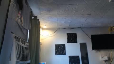 sexystrongcum online show from March 27, 8:48 am