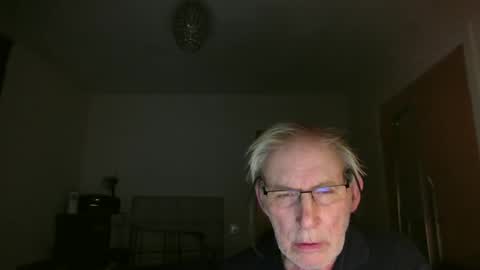 Snapshot of sexystud2025 chatting on February 25, 1:04 am sexystud2025 online show from February 25, 1:04 am