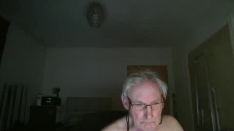 Snapshot of sexystud2025 chatting on June 22, 12:56 am sexystud2025 online show from June 22, 12:56 am