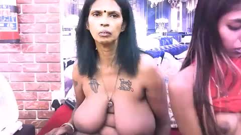 Snapshot of sexyva4u2luv chatting on November 14, 12:04 pm sexyva4u2luv online show from November 14, 12:04 pm