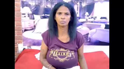 sexyva4u2luv online show from April 20, 6:31 pm