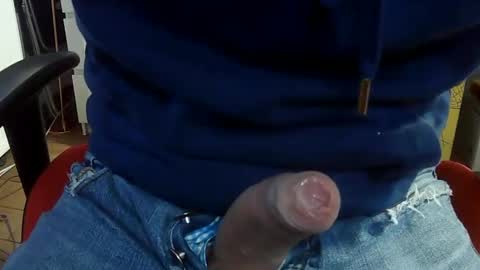 Snapshot of sexyvienna1989 chatting on December 27, 3:15 pm sexyvienna1989 online show from December 27, 3:15 pm