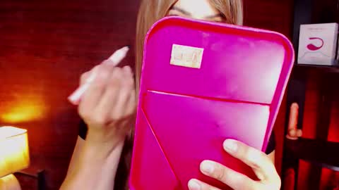 Snapshot of sexywebcamdoll chatting on September 17, 4:58 am Audrey Maristela online show from September 17, 4:58 am