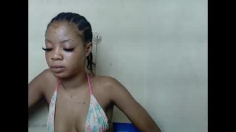 sexyxpeach online show from September 15, 12:10 am