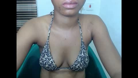 sexyxpeach online show from February 4, 8:36 pm