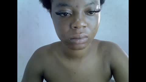 sexyxpeach online show from April 21, 9:48 am