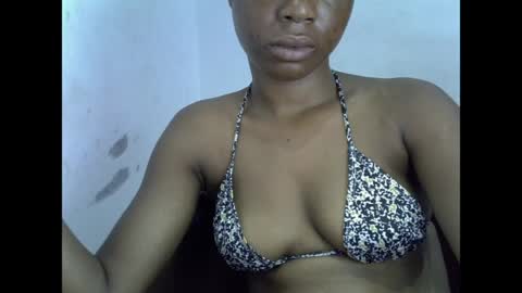 sexyxpeach online show from April 21, 10:01 pm