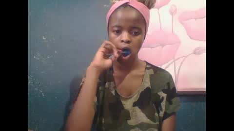 sexyyonger online show from March 25, 7:14 am