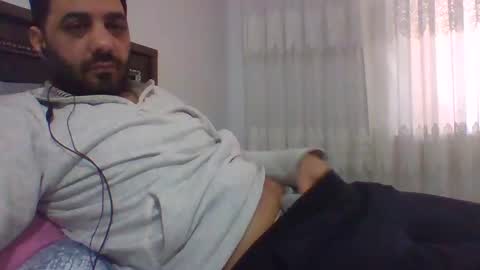 Snapshot of sexyyy_mannn chatting on January 19, 1:33 pm sexyyy_mannn online show from January 19, 1:33 pm