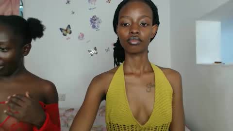 sexyzuriel online show from April 20, 11:24 am