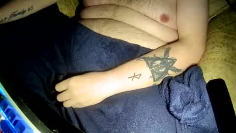 Snapshot of sexzilla15 chatting on November 6, 8:26 am no face online show from November 6, 8:26 am