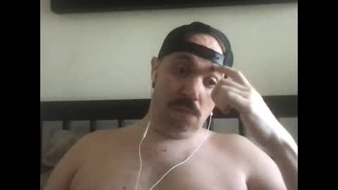 sfgiants1982 online show from September 25, 10:35 pm