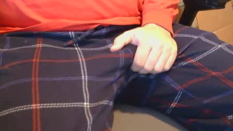 Snapshot of sgtcumhardjaxfl chatting on April 9, 12:32 pm sgtcumhardjaxfl online show from April 9, 12:32 pm