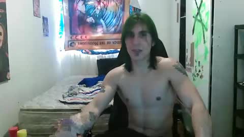 Snapshot of shacoklown chatting on November 8, 11:32 am shacoklown online show from November 8, 11:32 am