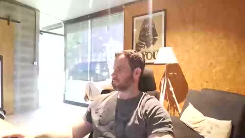 shad0w_hunter online show from May 5, 1:41 pm