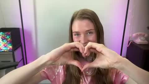 shadebabe online show from July 15, 6:24 pm