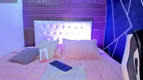 Liz online show from March 13, 8:43 am