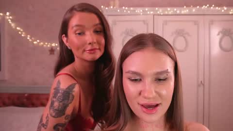 Sindy and Nancy  Next stream 1 December  online show from January 5, 4:48 pm