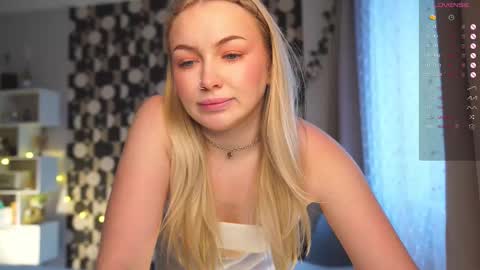 Sindy and Nancy  Next stream 1 December  online show from March 5, 6:31 am