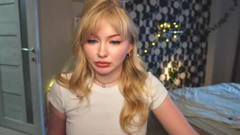 Sindy and Nancy  Next stream 1 December  online show from April 7, 9:43 am