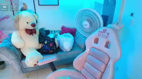Shady  online show from June 17, 6:53 pm