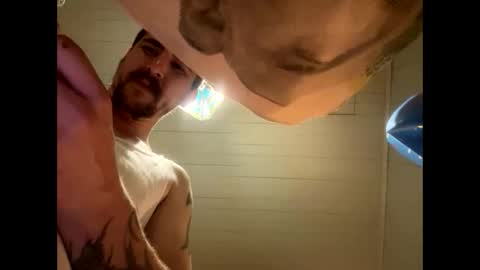 Snapshot of shaggydog774112 chatting on December 6, 1:22 pm shaggydog774112 online show from December 6, 1:22 pm