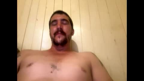 Snapshot of shaggydog774112 chatting on December 8, 10:14 pm shaggydog774112 online show from December 8, 10:14 pm