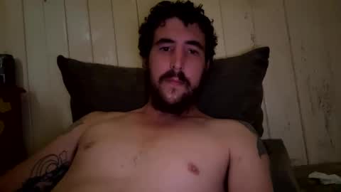 Snapshot of shaggydog774112 chatting on February 22, 5:44 am shaggydog774112 online show from February 22, 5:44 am