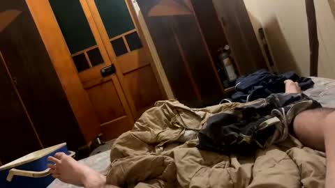 Snapshot of shaggydog774112 chatting on March 4, 11:51 am shaggydog774112 online show from March 4, 11:51 am