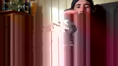 Snapshot of shaggydog774112 chatting on September 13, 12:43 am shaggydog774112 online show from September 13, 12:43 am