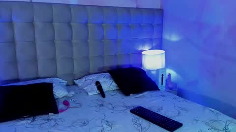 Snapshot of shaidy_scott chatting on March 5, 3:08 am shaidy_scott online show from March 5, 3:08 am