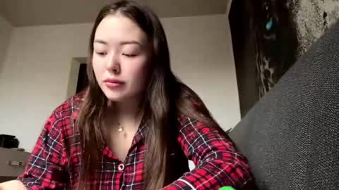 Hana online show from November 23, 5:07 am