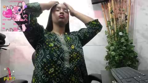 Snapshot of shakti_moumita chatting on July 30, 12:26 pm Shakti online show from July 30, 12:26 pm