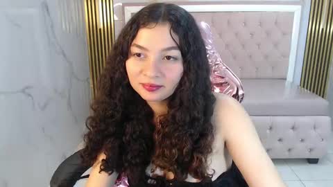 Snapshot of shalon_diaz_sub chatting on December 12, 4:21 pm Shalon online show from December 12, 4:21 pm