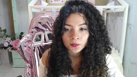 Snapshot of shalon_diaz_sub chatting on January 16, 11:16 pm Shalon online show from January 16, 11:16 pm