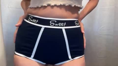 Shaman Woman online show from December 1, 5:29 pm