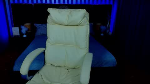 Lessi online show from October 17, 6:05 am